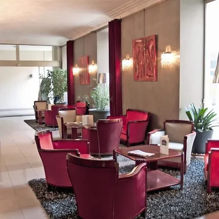 Western Centre Le Grand Szálloda 4*