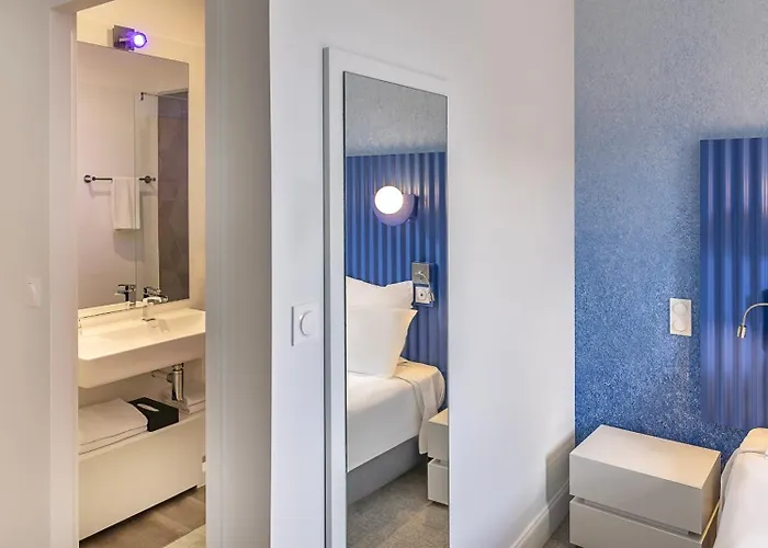 Western Centre Le Grand Hotel 4*