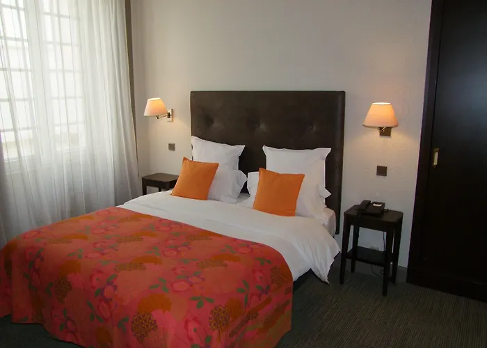 Western Centre Le Grand Hotel 4*